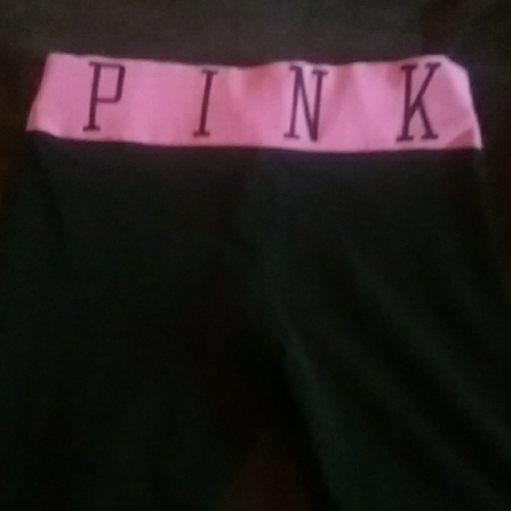 Pink Victoria's Secret cropped yoga pants